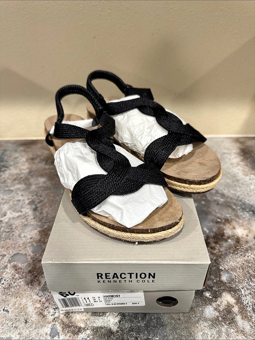 Kenneth Cole Reaction Harmony Black & Brown Sandals US 11 M